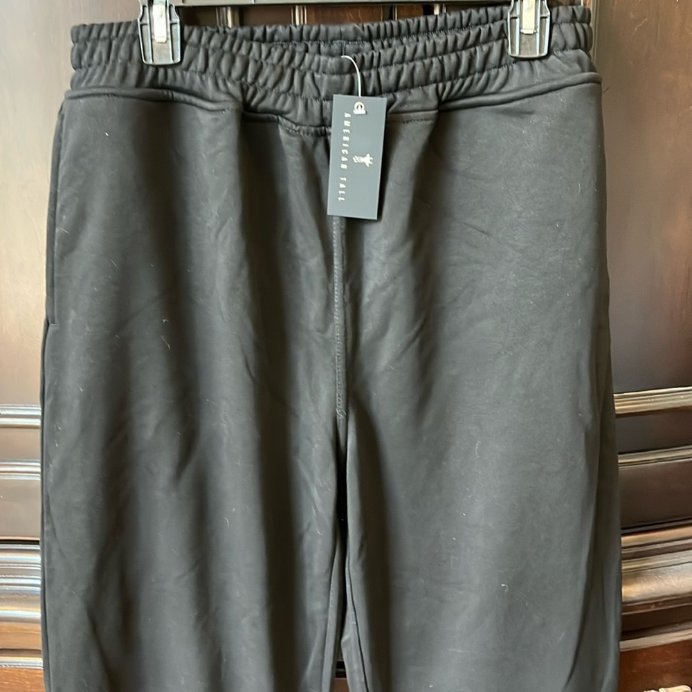 American Tall black sweatpants, size Large-Tall